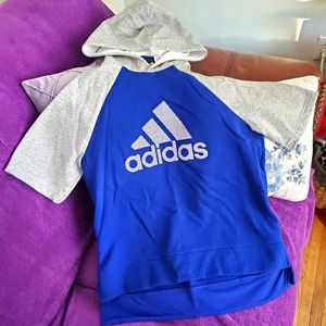 Quarter sleeve hoodie